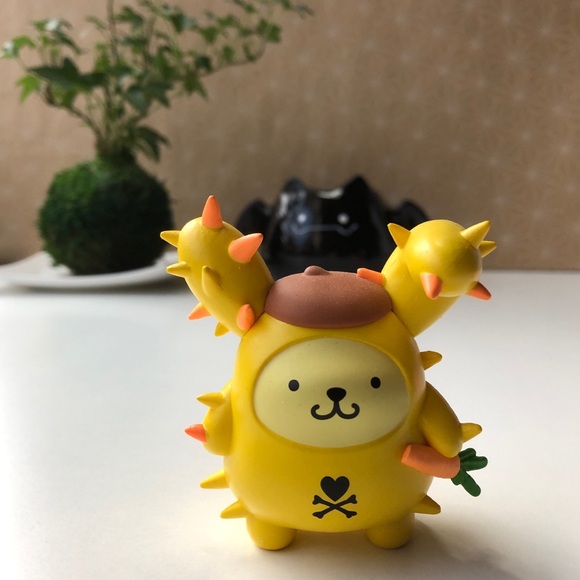 Pompompurin Sanrio x Tokidoki - Picture 1 of 4